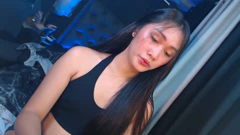 yuricah online show from 01-21-25, 06:11