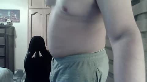 Snapshot of himbo_fox chatting on 07-14-26, 10:21 Himbo fox online show from 07-14-26, 10:21