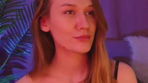 Hina online show from 01-13-25, 06:05