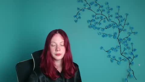 Snapshot of hinabliss chatting on 05-17-26, 05:05 Hinata online show from 05-17-26, 05:05