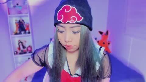 Snapshot of hinata1_chan chatting on 02-19-25, 06:11 Hinata online show from 02-19-25, 06:11