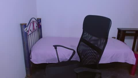      0600AM-1100AM - online show from 10-03-25, 03:36