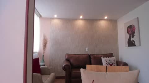 Snapshot of hinnata69 chatting on 01-26-25, 09:29 Hinnata online show from 01-26-25, 09:29