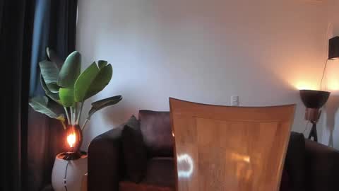 Snapshot of hinnata69 chatting on 02-21-25, 04:48 Hinnata online show from 02-21-25, 04:48