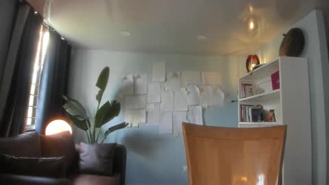 Snapshot of hinnata69 chatting on 10-18-25, 04:08 Hinnata online show from 10-18-25, 04:08