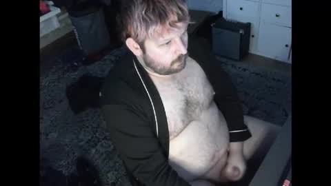 Snapshot of hipguy91 chatting on 11-22-25, 07:46 hipguy91 online show from 11-22-25, 07:46