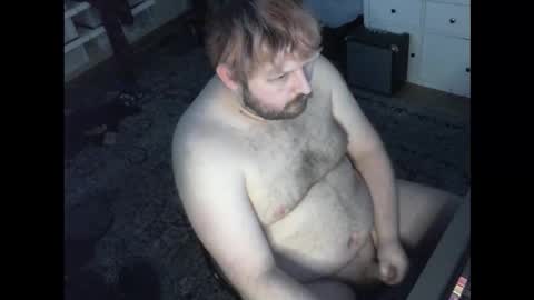 Snapshot of hipguy91 chatting on 11-24-25, 07:35 hipguy91 online show from 11-24-25, 07:35