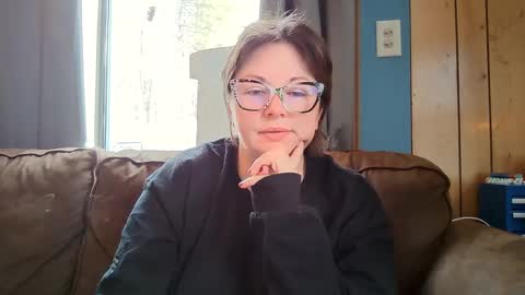 Bella online show from 02-26-25, 02:46