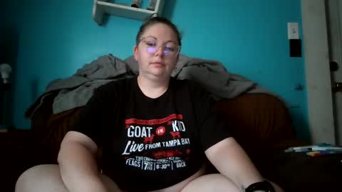 Bella online show from 09-18-25, 09:28