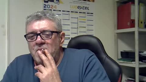 hippo online show from 12-22-24, 05:21