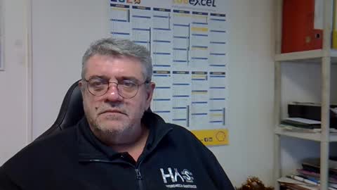 hippo online show from 01-10-25, 11:11