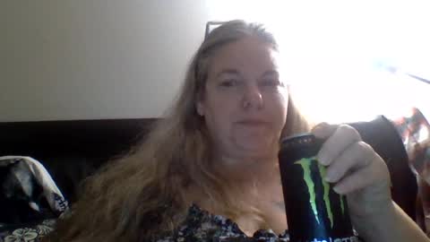hippysnewhere online show from 07-21-26, 08:38