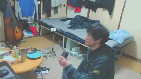 Snapshot of hiro110 chatting on 02-20-25, 11:20 hiro110 online show from 02-20-25, 11:20