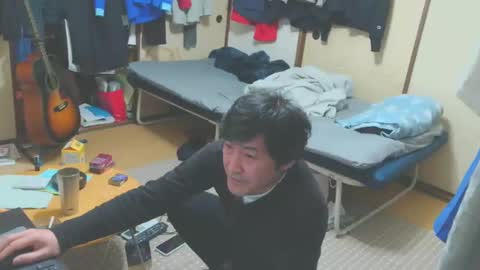 Snapshot of hiro110 chatting on 02-22-25, 08:20 hiro110 online show from 02-22-25, 08:20