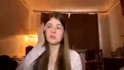 Snapshot of hirokosersen chatting on 02-01-26, 12:48 I am Amy ntmu Lets hit 10 Thumbs Up together online show from 02-01-26, 12:48