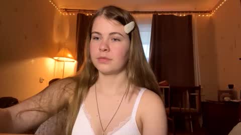 Snapshot of hirokosersen chatting on 02-14-26, 05:26 I am Amy ntmu Lets hit 10 Thumbs Up together online show from 02-14-26, 05:26