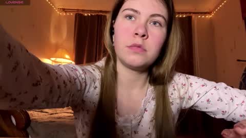 Snapshot of hirokosersen chatting on 02-15-26, 02:58 I am Amy ntmu Lets hit 10 Thumbs Up together online show from 02-15-26, 02:58