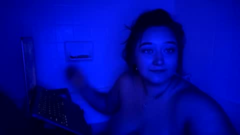 hiscommandherstage online show from 02-08-26, 05:05