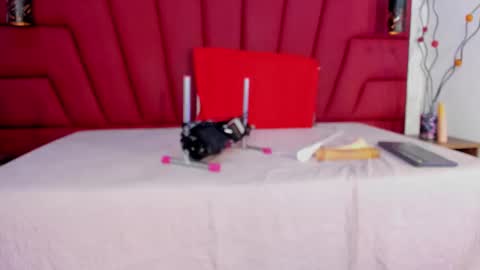 Hisoka online show from 09-16-25, 09:49