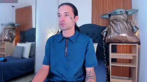 Hisoka online show from 10-13-25, 07:36