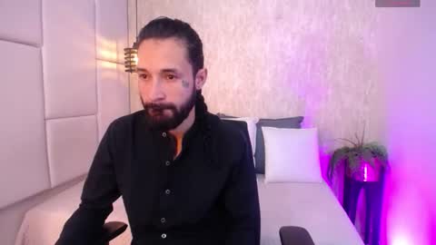 Hisoka online show from 02-25-26, 07:45