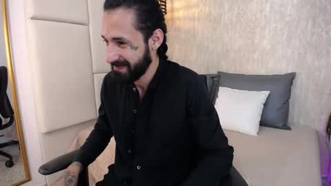 Hisoka online show from 03-12-26, 08:37