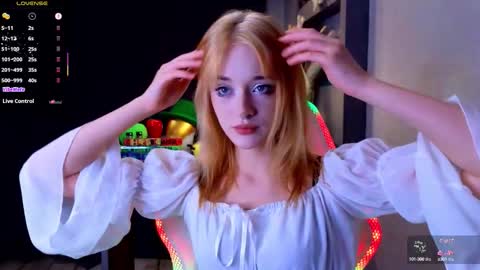 Ella online show from 09-18-25, 04:42