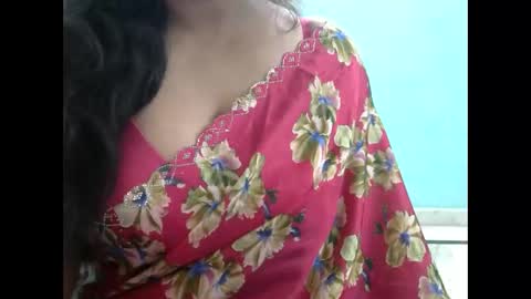 Snapshot of hisslust chatting on 02-11-26, 06:02 hisslust online show from 02-11-26, 06:02