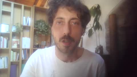 Snapshot of hitmenoww chatting on 05-21-26, 02:46 hitmenoww online show from 05-21-26, 02:46