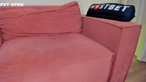 Milana and Batman online show from 12-22-24, 07:31