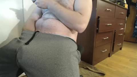 Snapshot of hockeyplayer206850 chatting on 12-12-24, 03:10 Hockey Player online show from 12-12-24, 03:10