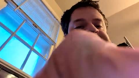 Snapshot of hockeyplayer206850 chatting on 02-13-26, 12:12 Hockey Player online show from 02-13-26, 12:12