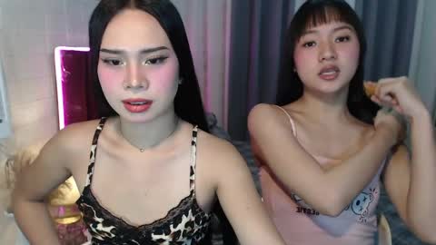 hoelymolly online show from 04-18-26, 07:29