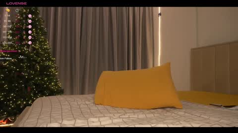 Snapshot of hojul chatting on 01-08-25, 05:05 julia online show from 01-08-25, 05:05