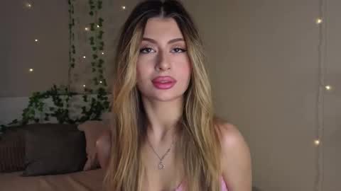 Moni Monica online show from 11-02-25, 08:06