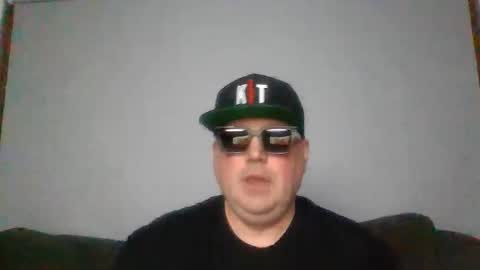 holden_minutz online show from 04-22-26, 09:33