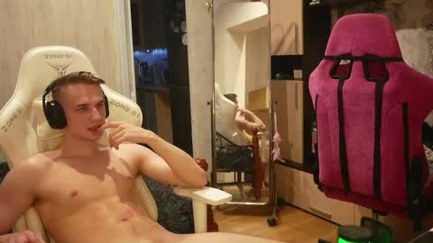 Extaz  Athrey  Howard online show from 09-20-25, 09:38