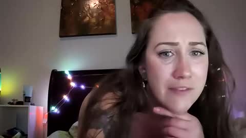 holligem online show from 05-15-26, 04:08