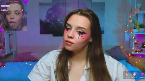 Lux online show from 03-06-25, 12:21