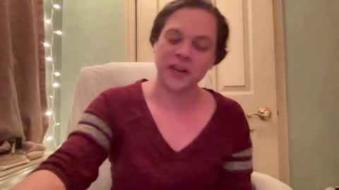 Snapshot of holly23hopefull chatting on 12-30-24, 03:58 Hollys Drive threw Side Of CB. online show from 12-30-24, 03:58