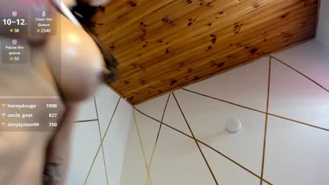 Snapshot of holly__milk chatting on 01-16-25, 04:07 Laura Hey GuysI have more 40 videos FULL MILK Of Hollymilk1 online show from 01-16-25, 04:07