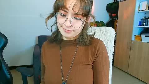 Holly and Honey online show from 04-13-26, 10:15