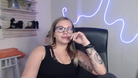 Holly online show from 12-05-24, 09:39