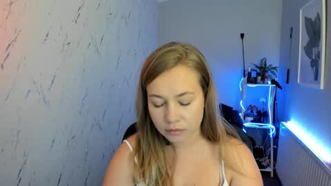 Holly online show from 09-08-25, 05:56