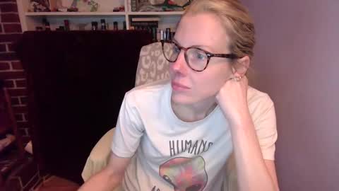 holly_bourbon online show from 03-10-26, 10:48