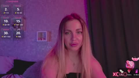 holly_molly8 online show from 02-12-25, 11:41