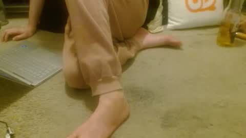 Holly Hawkes online show from 02-26-26, 09:08