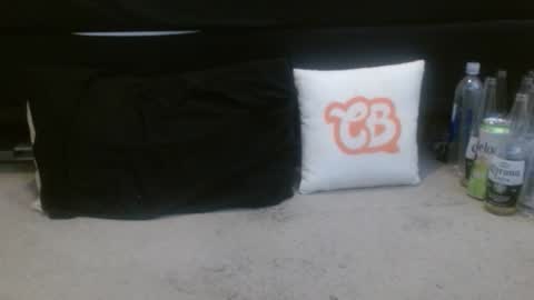 Holly Hawkes online show from 03-21-26, 11:30