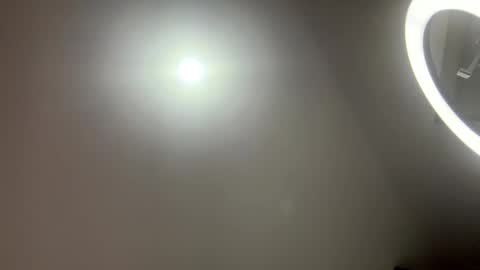 Snapshot of hollykoff chatting on 11-18-25, 09:30 space online show from 11-18-25, 09:30