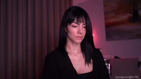 Snapshot of hollylinder_ chatting on 01-29-25, 02:30 Holly Linder online show from 01-29-25, 02:30